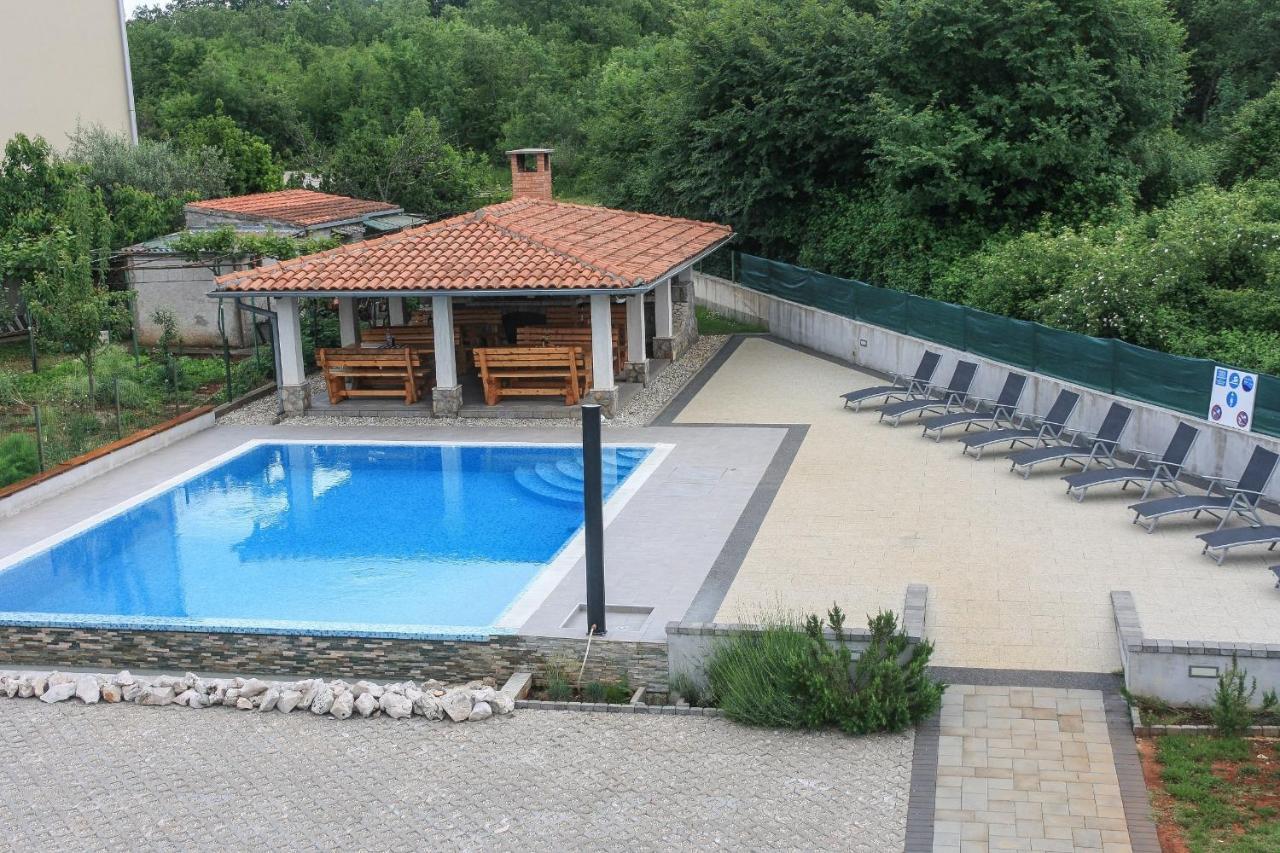 Apartment Suzy Vantacici Rum bild