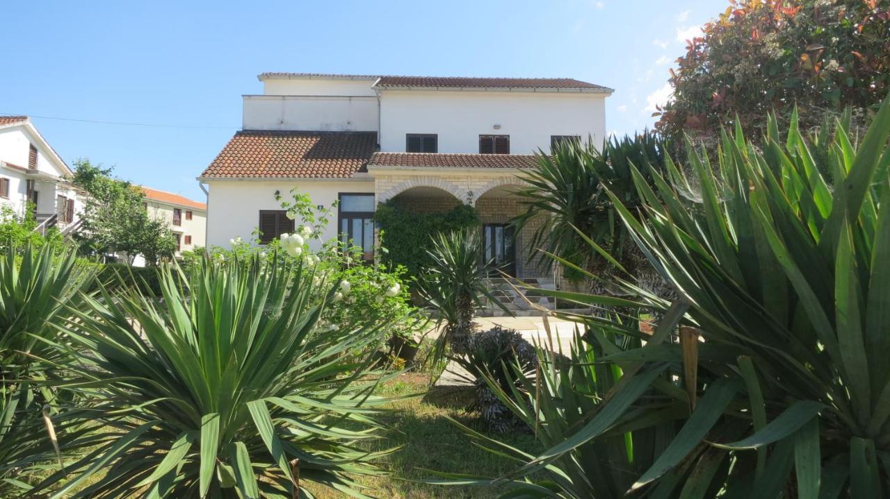 Apartment Suzy Vantacici Rum bild